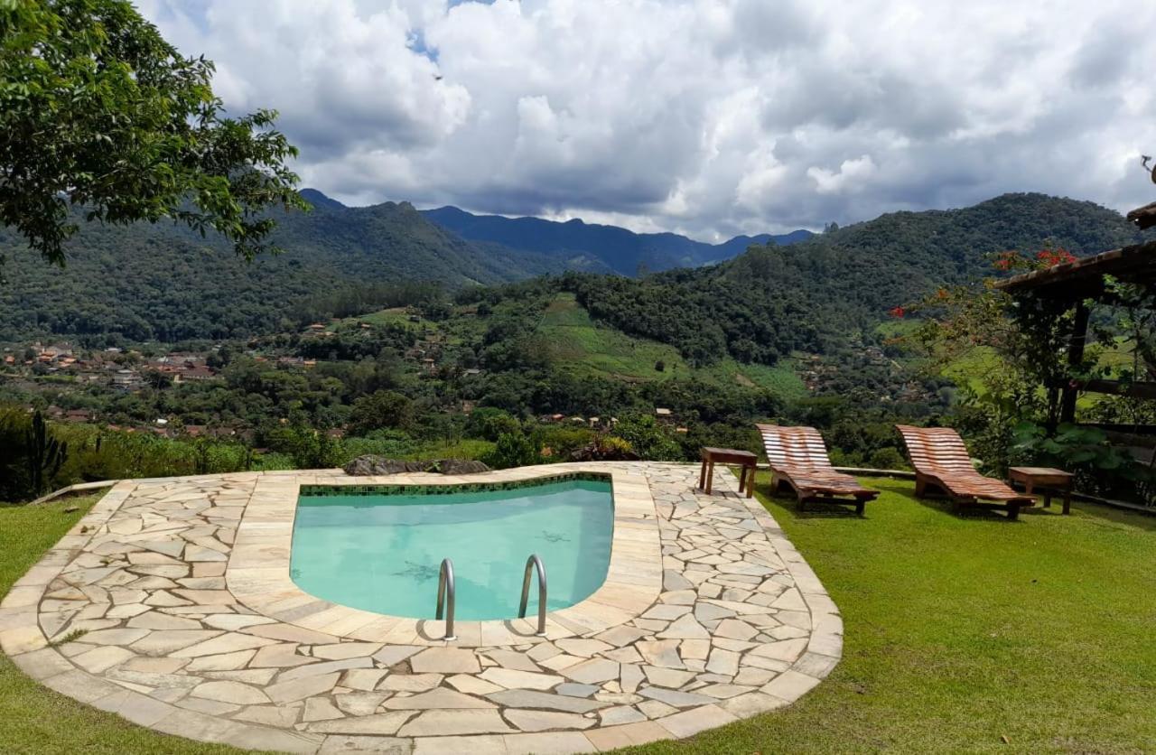 הוילה נובה פריבורגו Casa Alpina Com Vista Panoramica De Lumiar מראה חיצוני תמונה