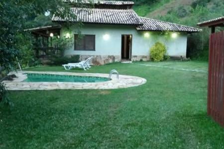 הוילה נובה פריבורגו Casa Alpina Com Vista Panoramica De Lumiar מראה חיצוני תמונה
